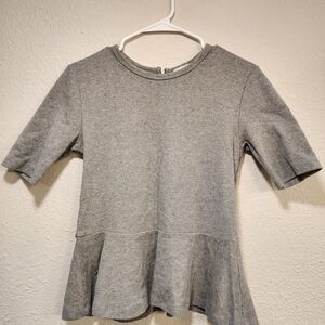 Women's GAP Heather Gray Top Size Medium